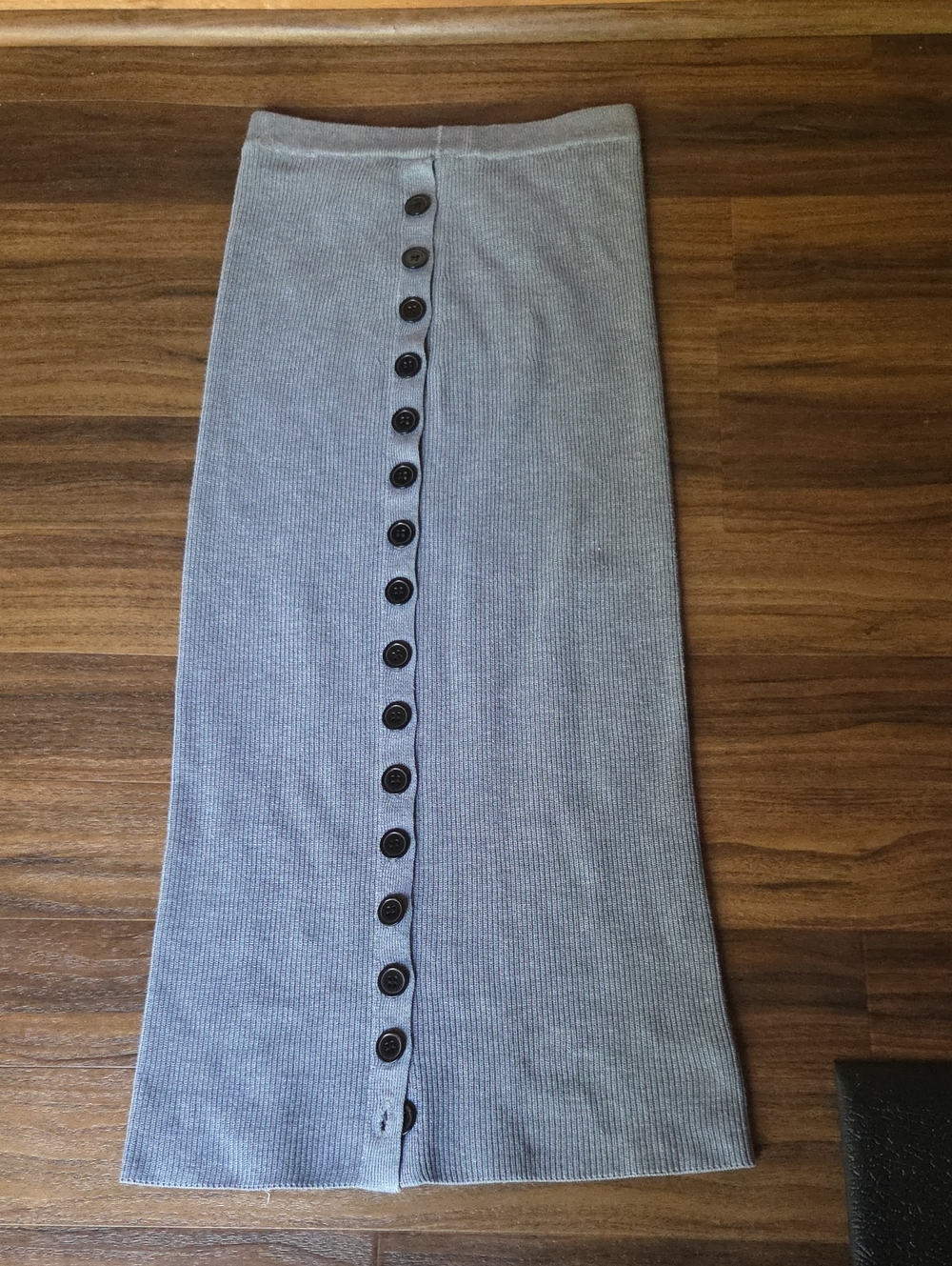 SHEIN Gray Ribbed Button-Front Midi Skirt